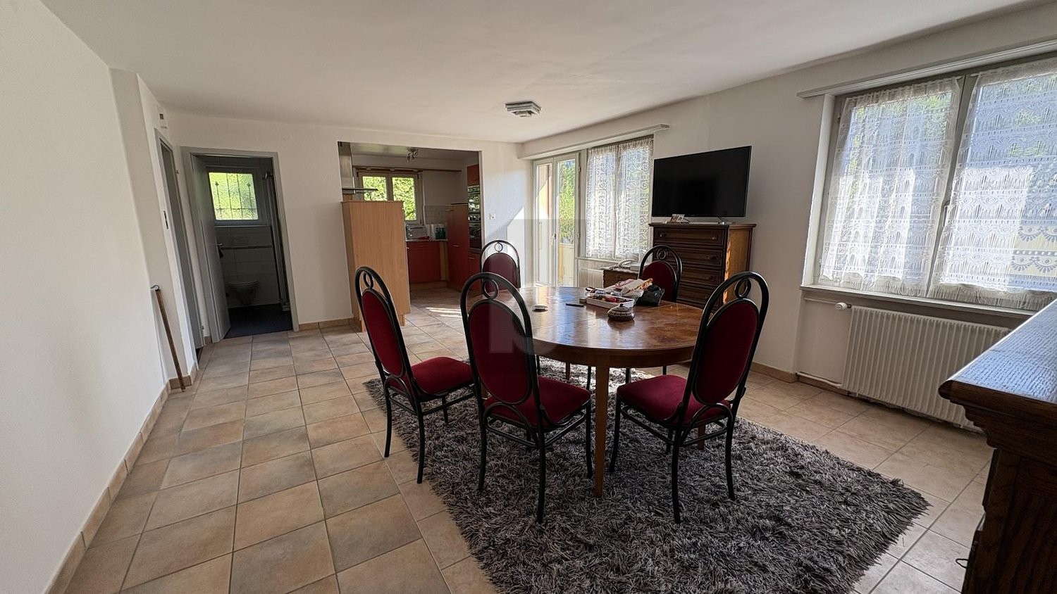 8 ½ rooms single house, photo 2 of 4