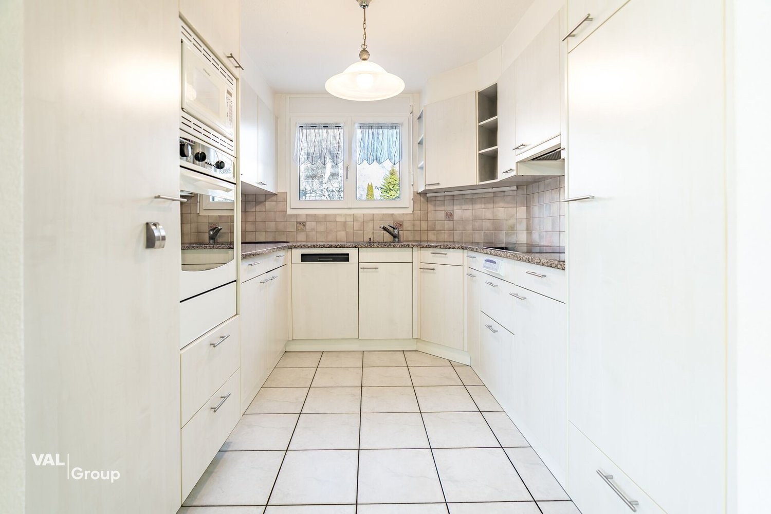 6 ½ rooms terrace flat, photo 9 of 10