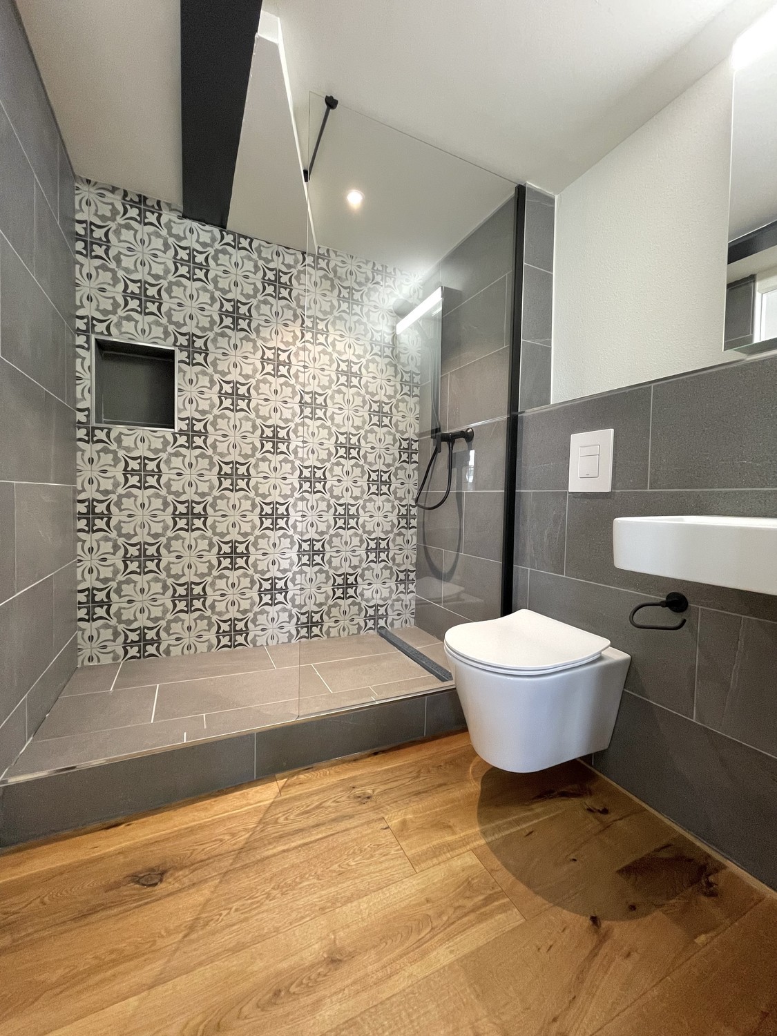 75m² commercial, photo 2 of 5