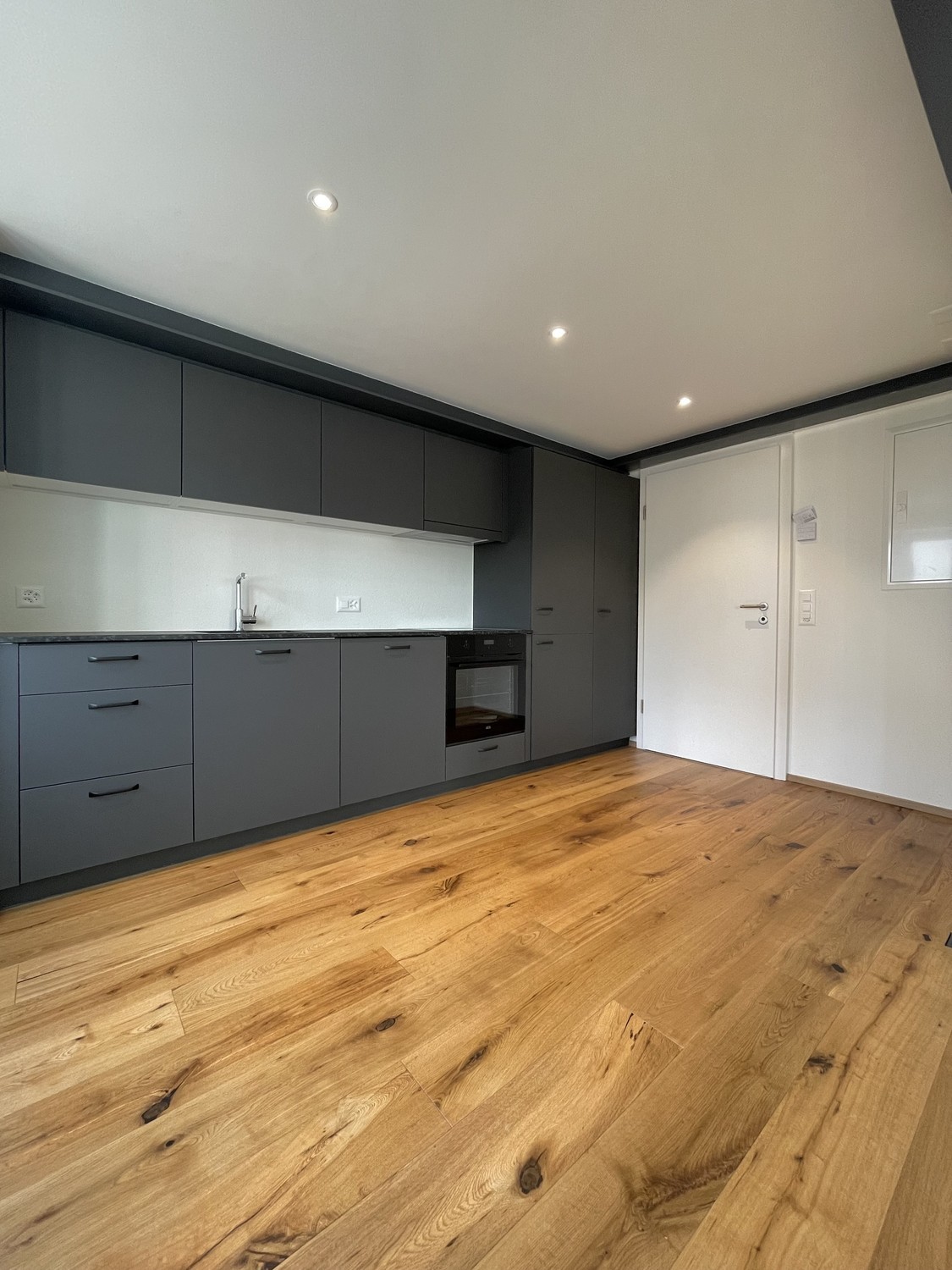 75m² commercial, photo 5 of 5