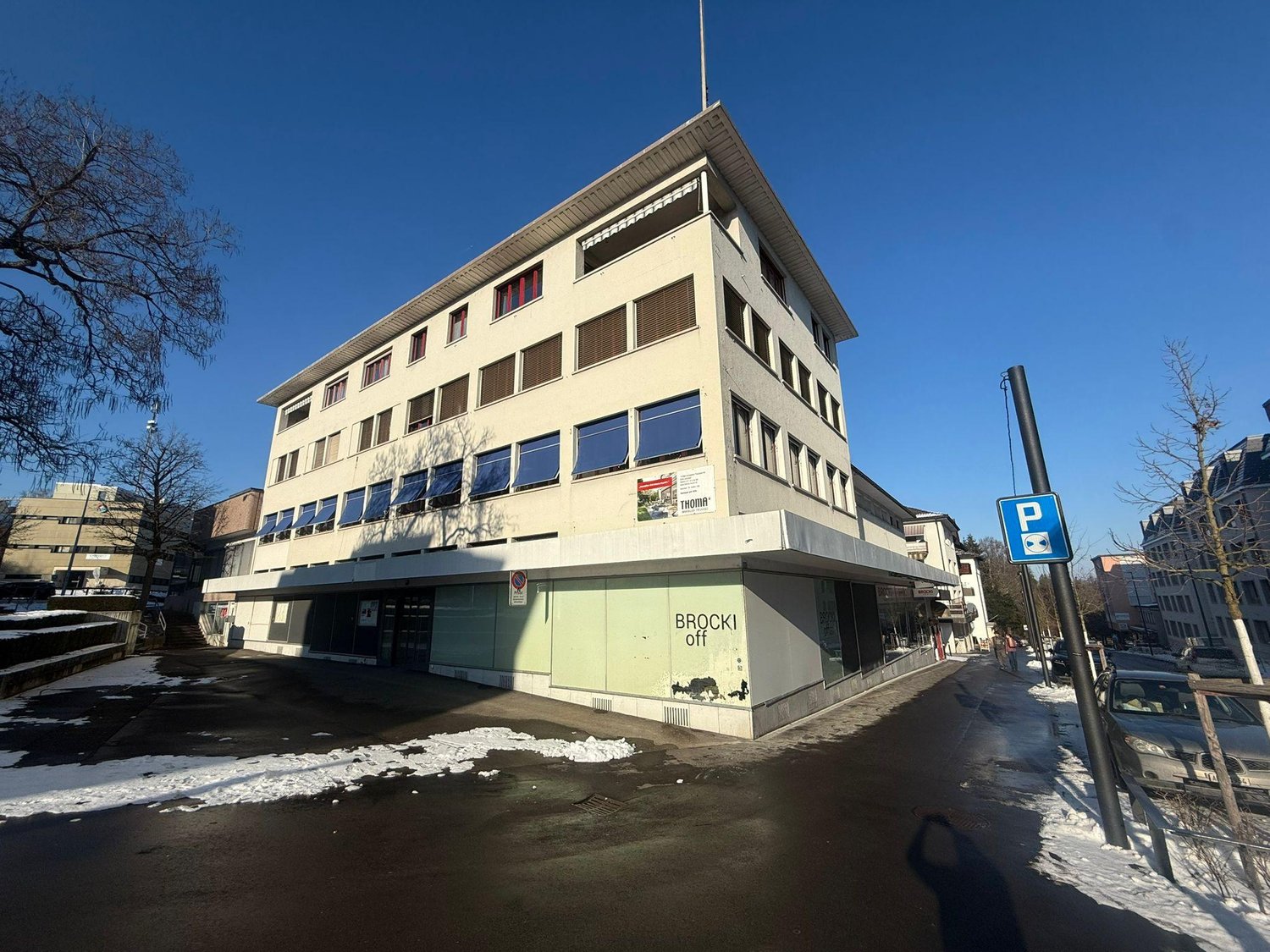 470m² commercial