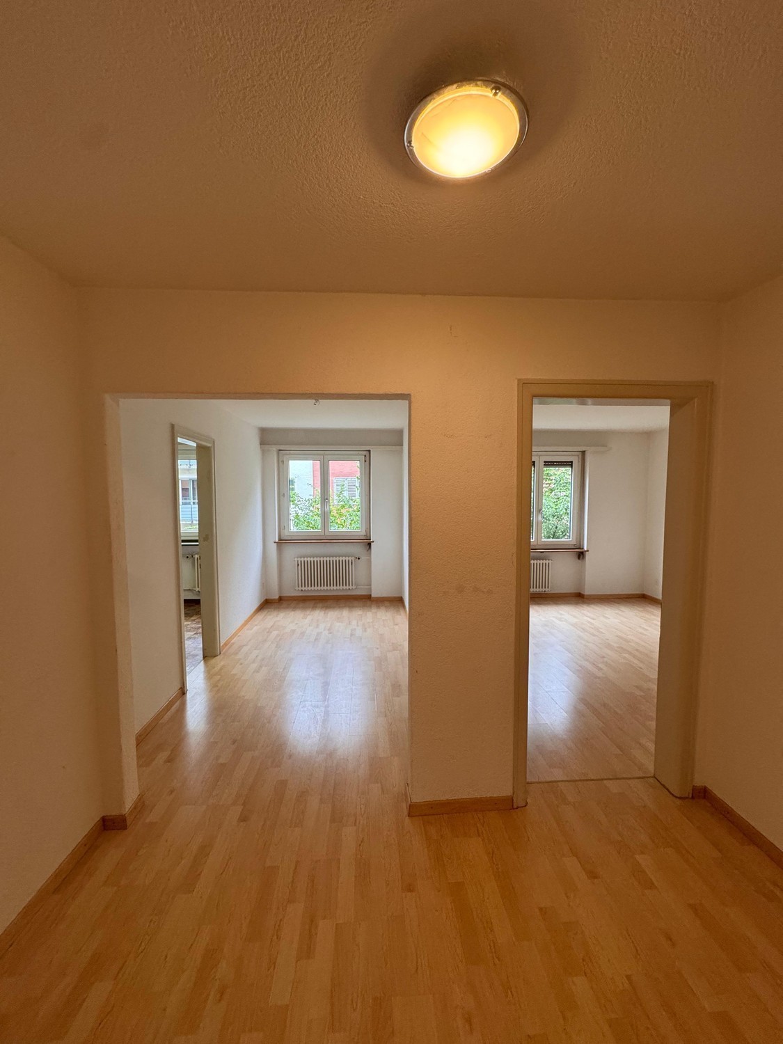 Chambre dans un appartement partagé