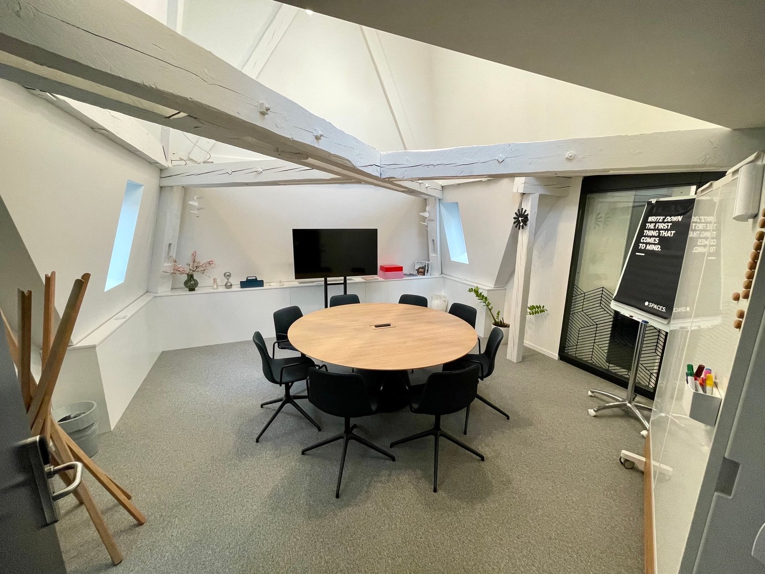 60m² office, photo 7 of 10