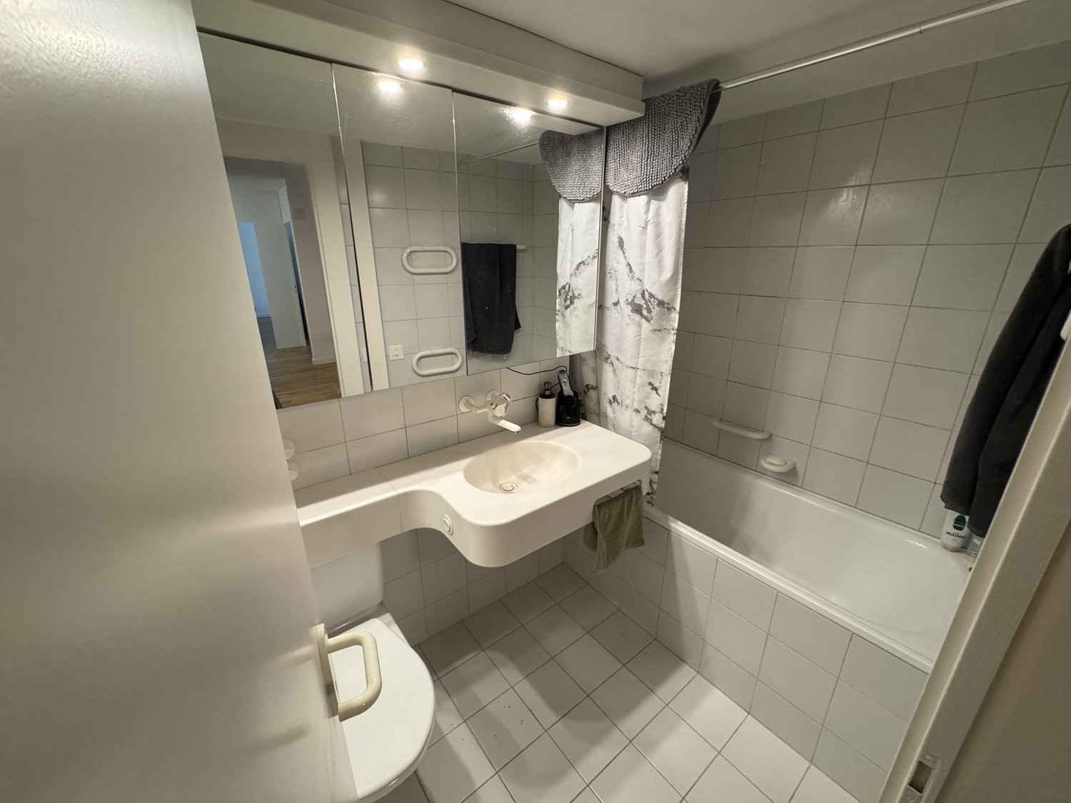 4 ½ rooms furnished flat, photo 8 sur 10