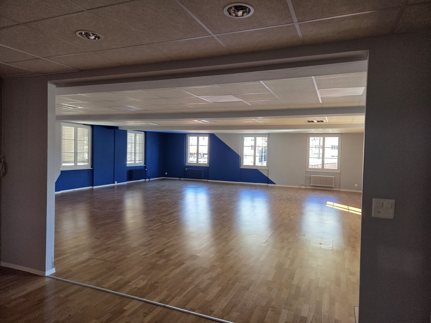 182m² office, photo 1 of 7