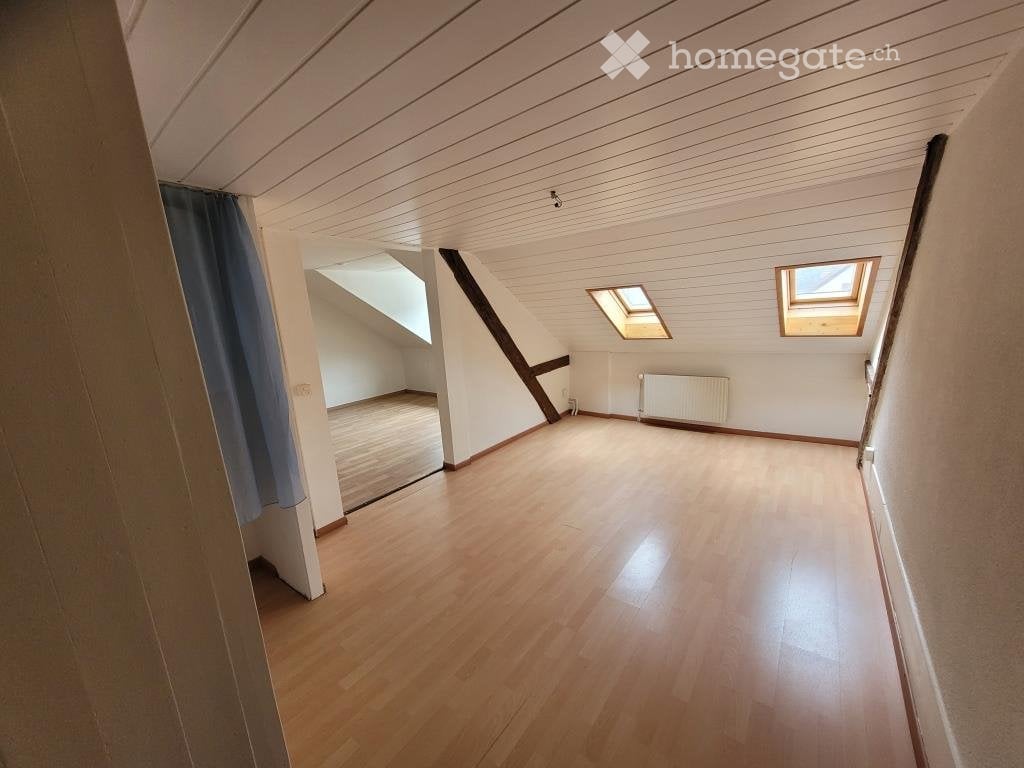 5 rooms apartment