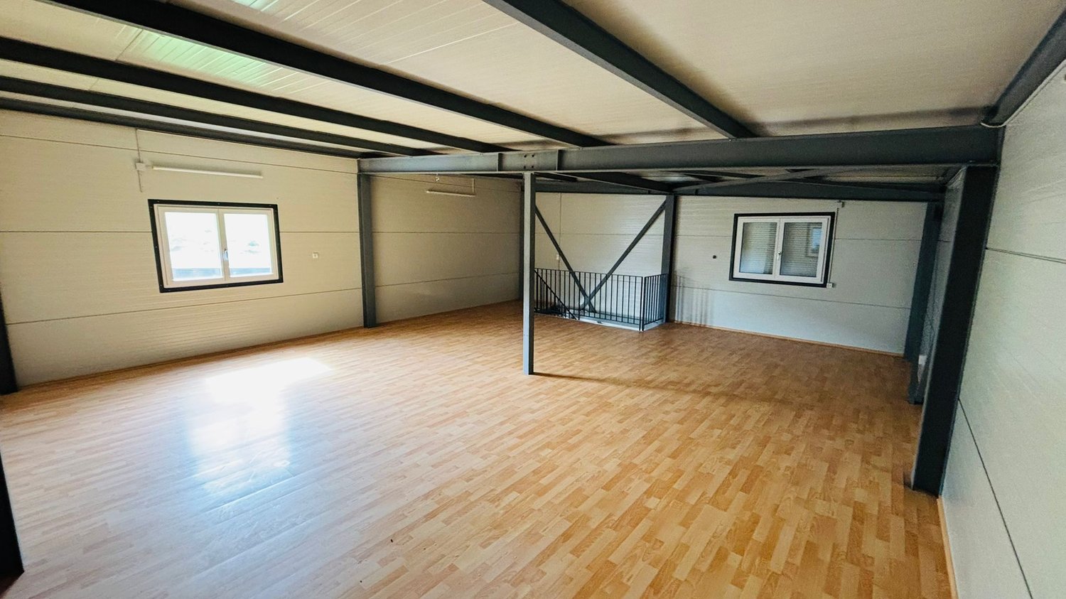146m² commerciale