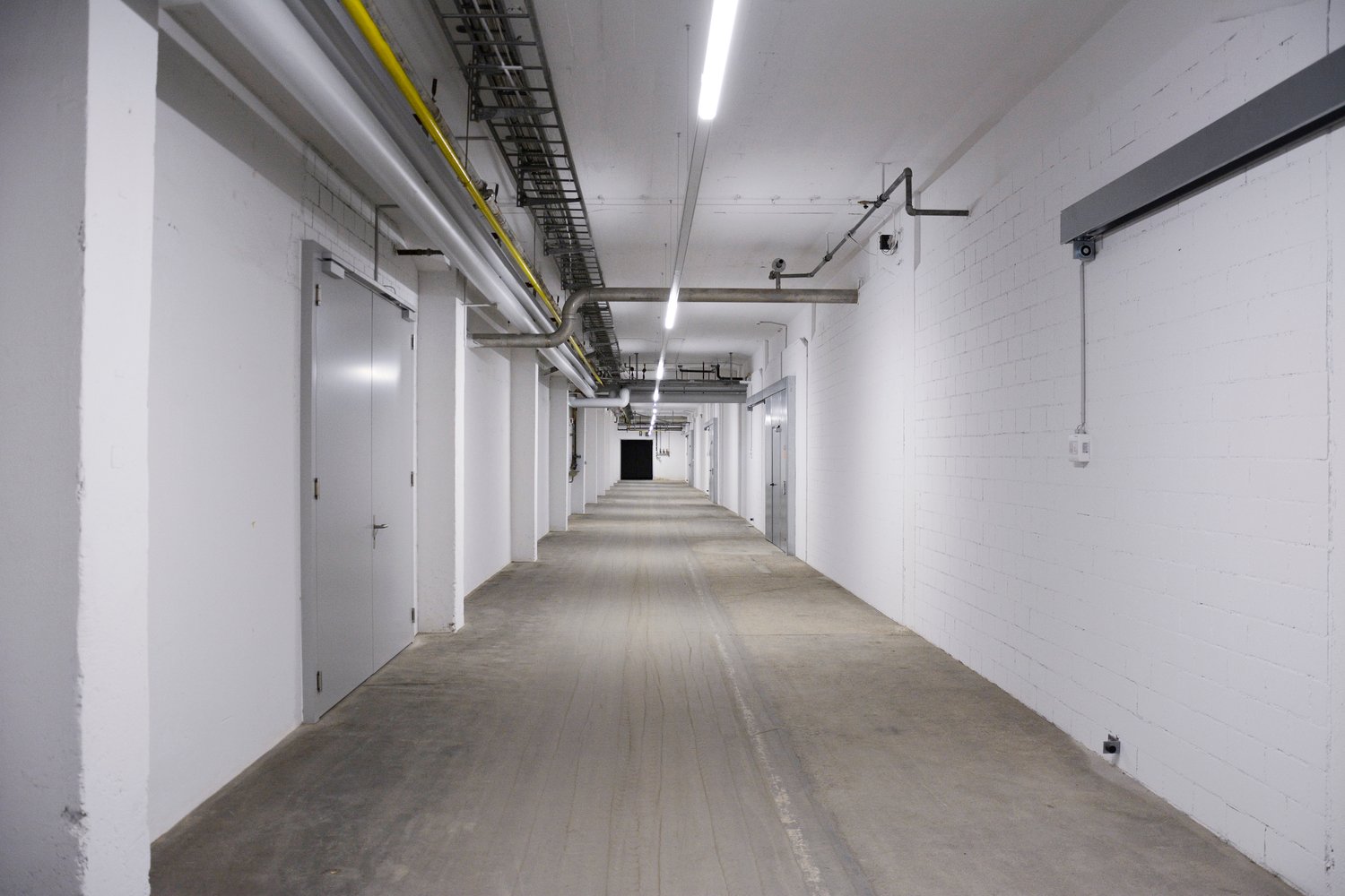 39m² storage room