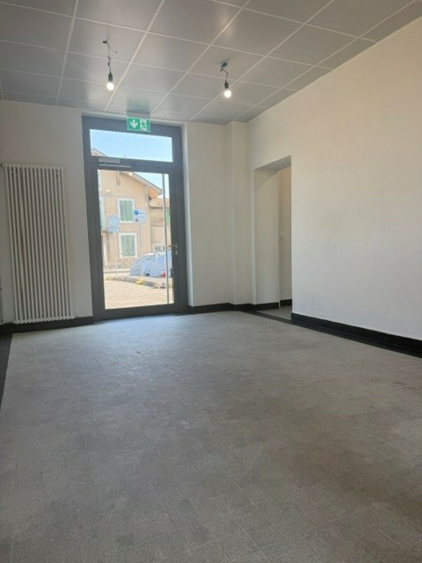 110m² commercial, photo 3 of 6
