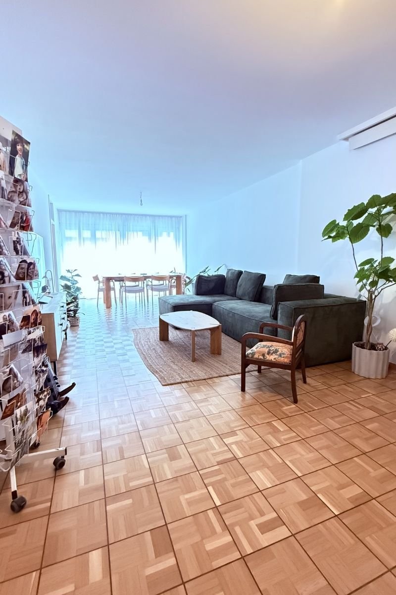 6 rooms apartment, photo 2 of 10