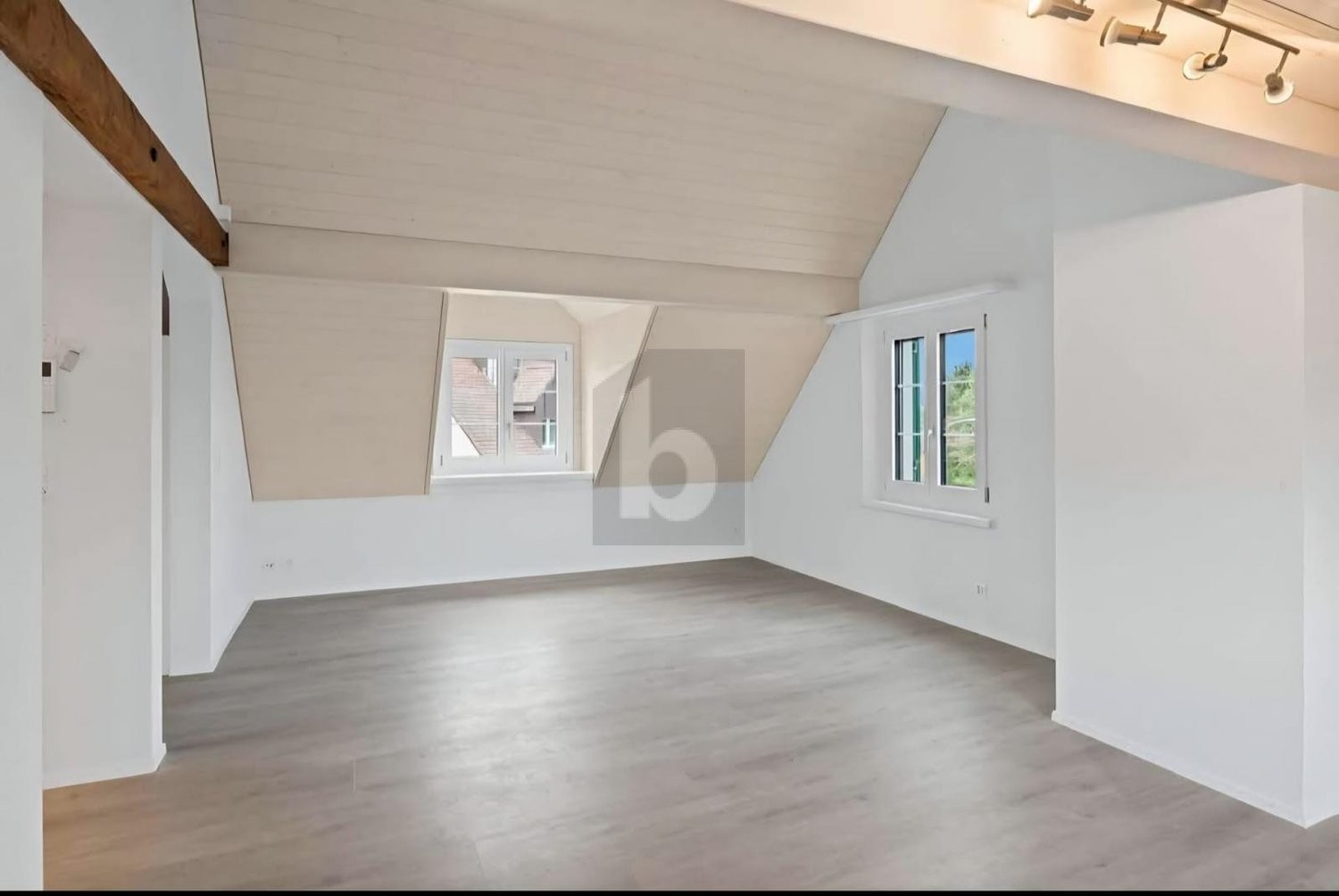 3 ½ rooms roof flat, photo 2 of 4