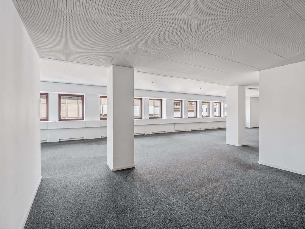 158m² office, foto 9 di 10