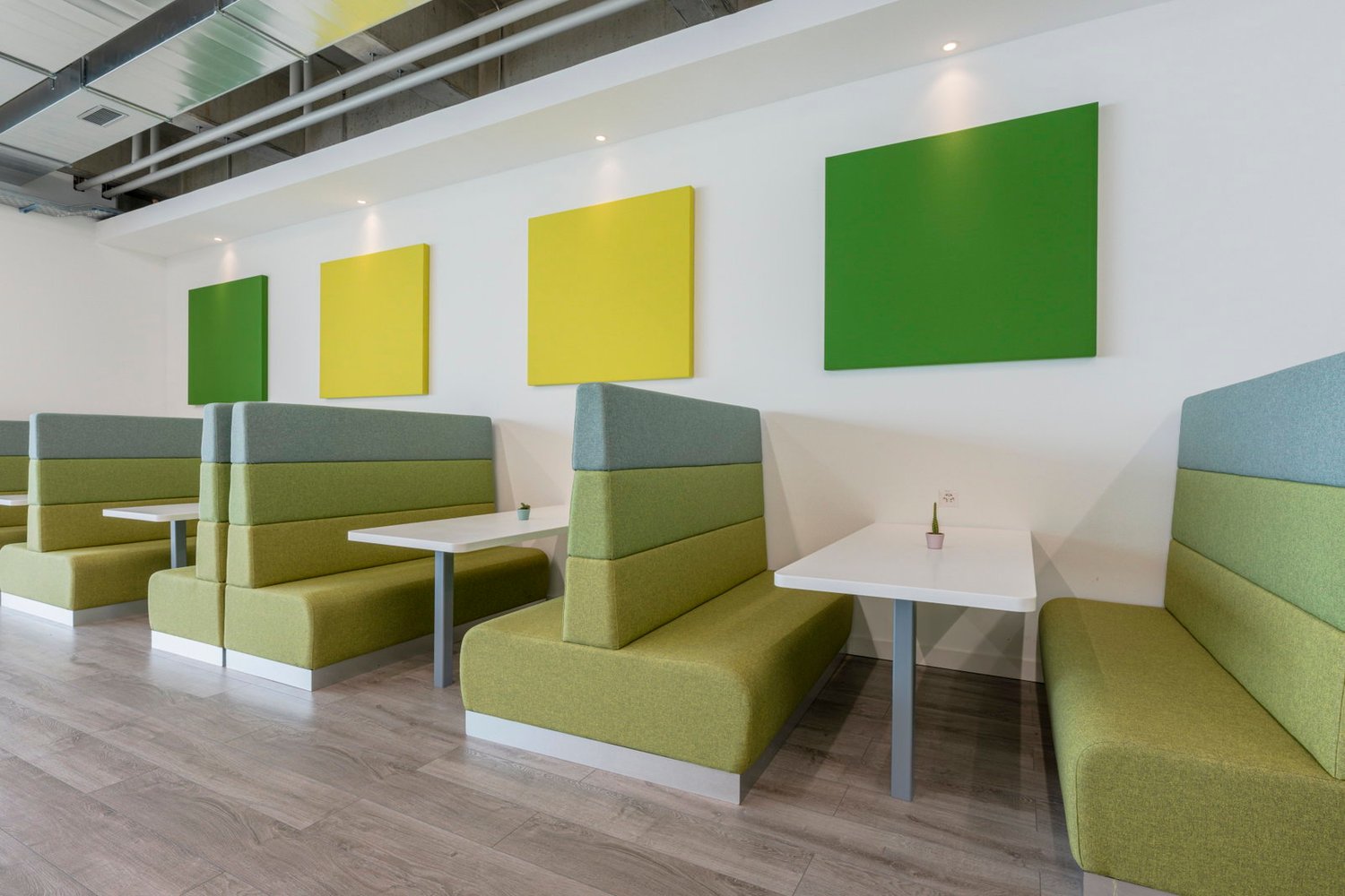 150m² office