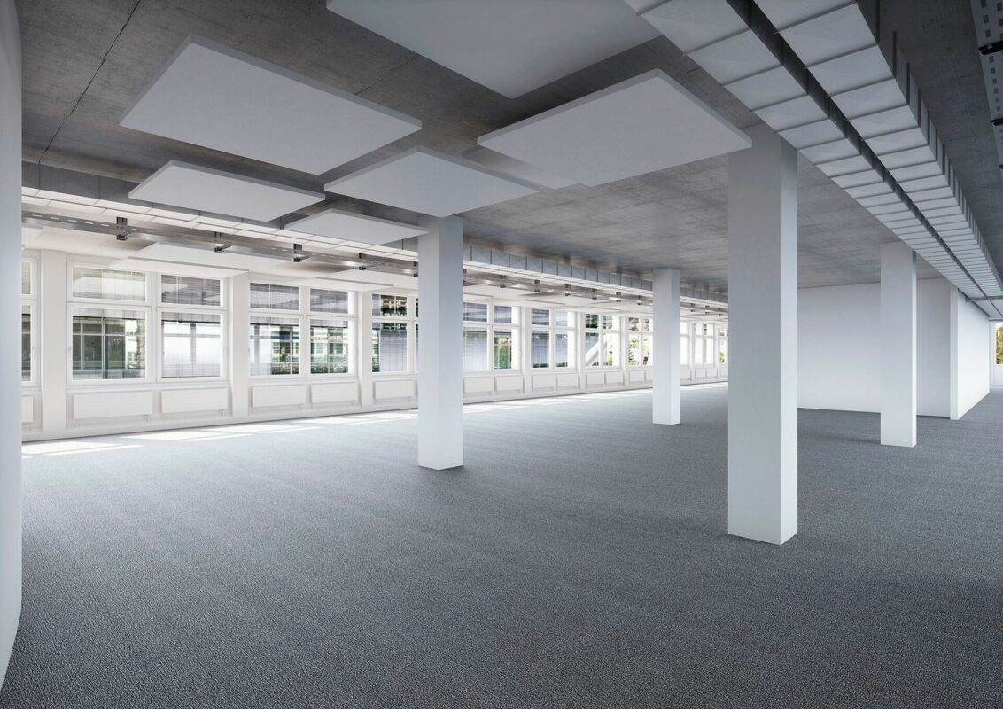 610m² office, photo 1 of 7