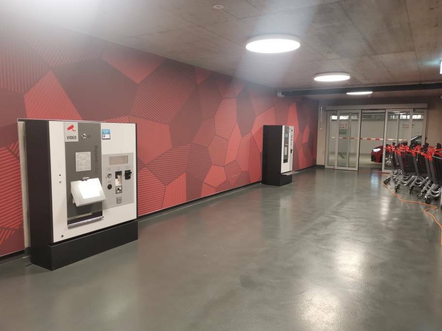 Open slot, photo 4 of 7