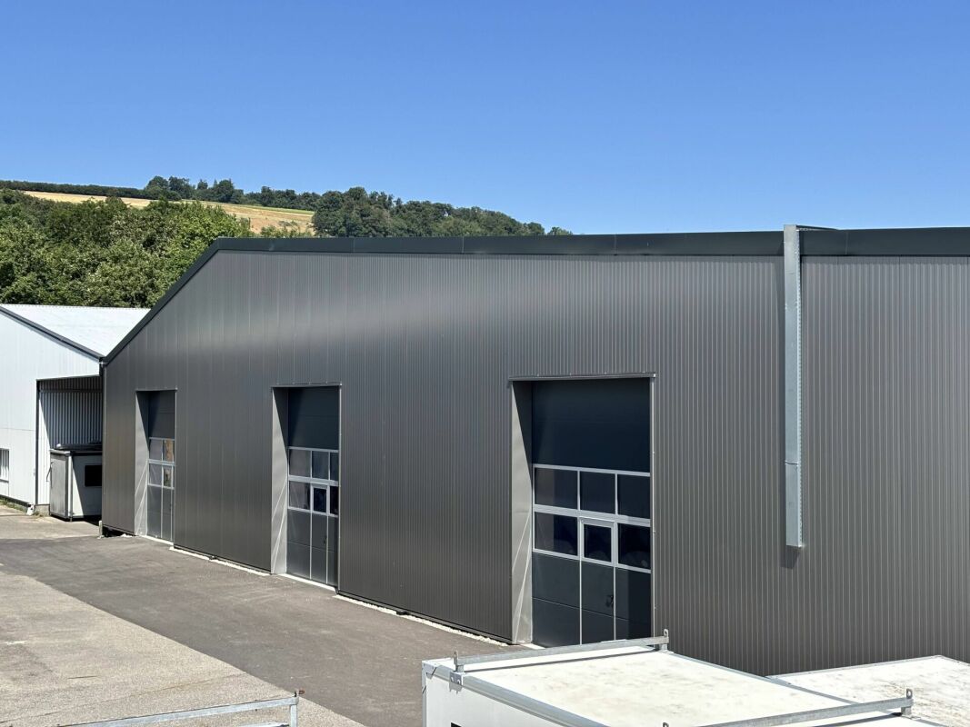 660m² factory, photo 2 of 8