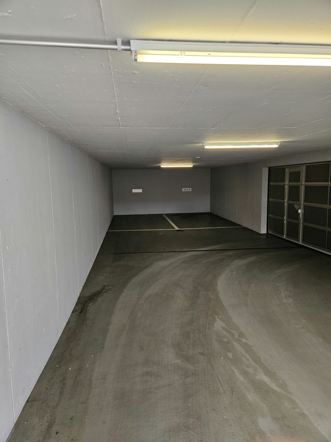 Underground slot, photo 1 of 2