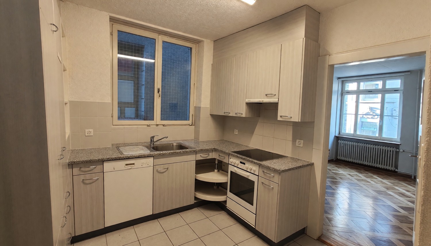 4 rooms apartment, photo 4 of 6