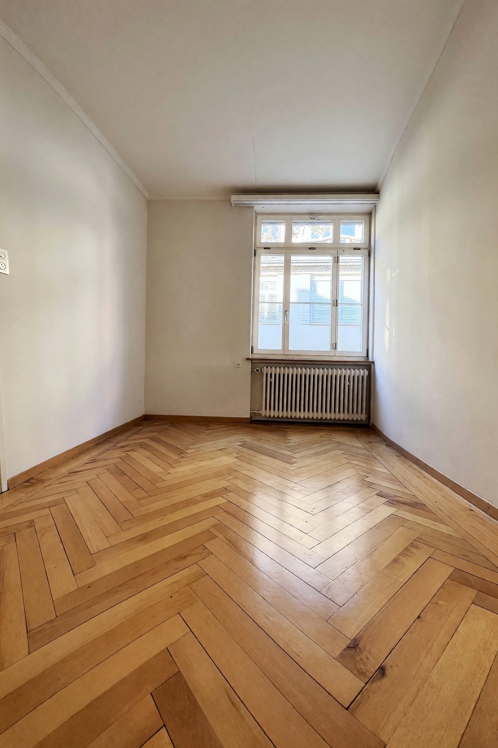 4 rooms apartment, photo 2 of 6
