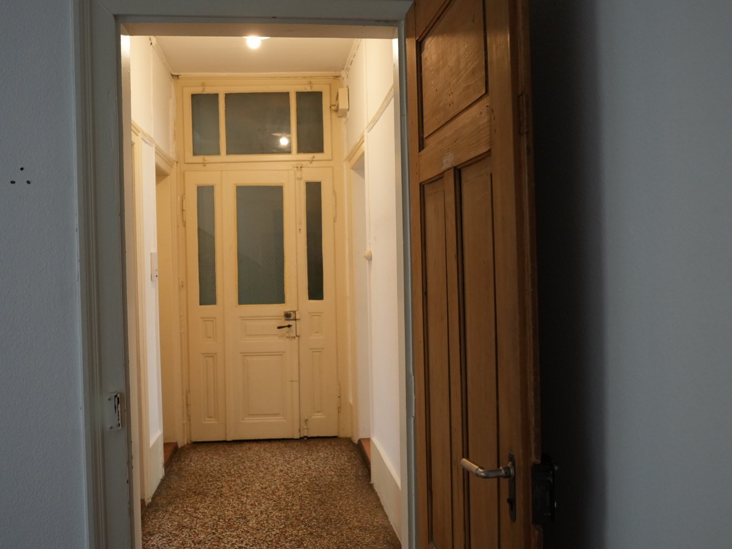 3 rooms apartment, photo 1 of 9