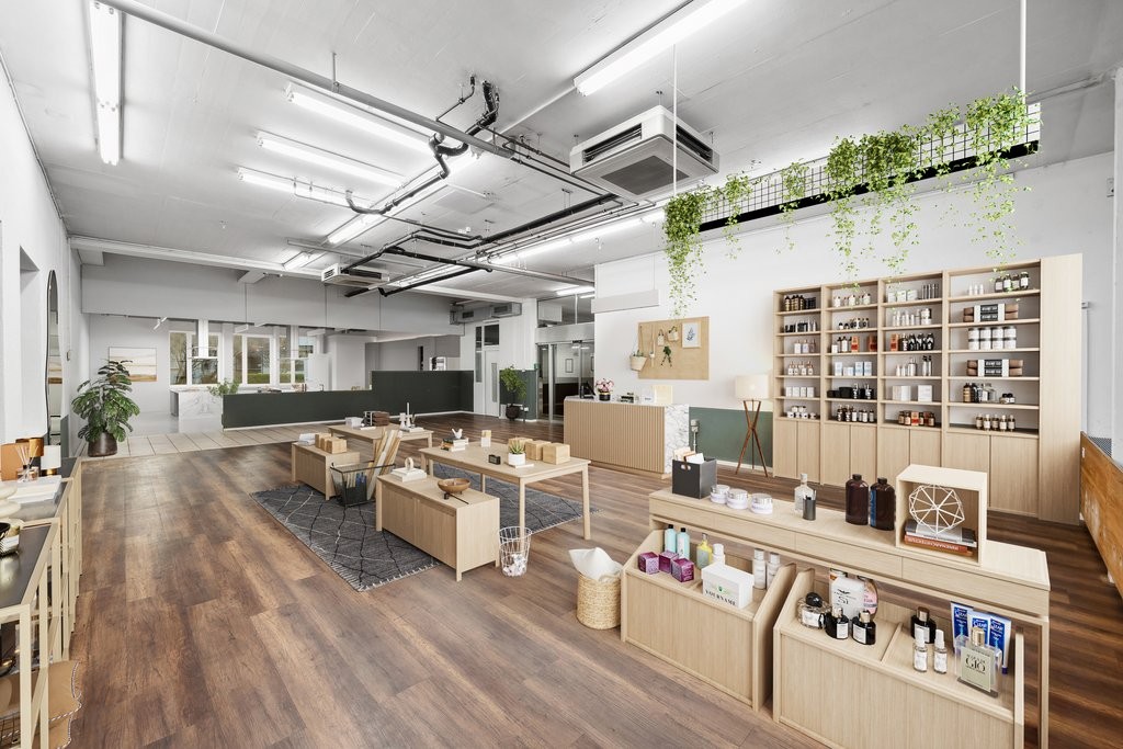 427m² commercial