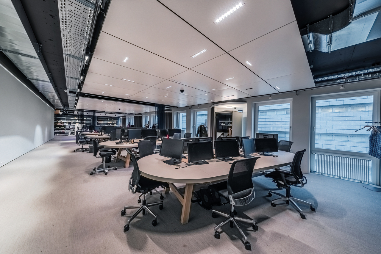 528m² office, photo 5 of 10