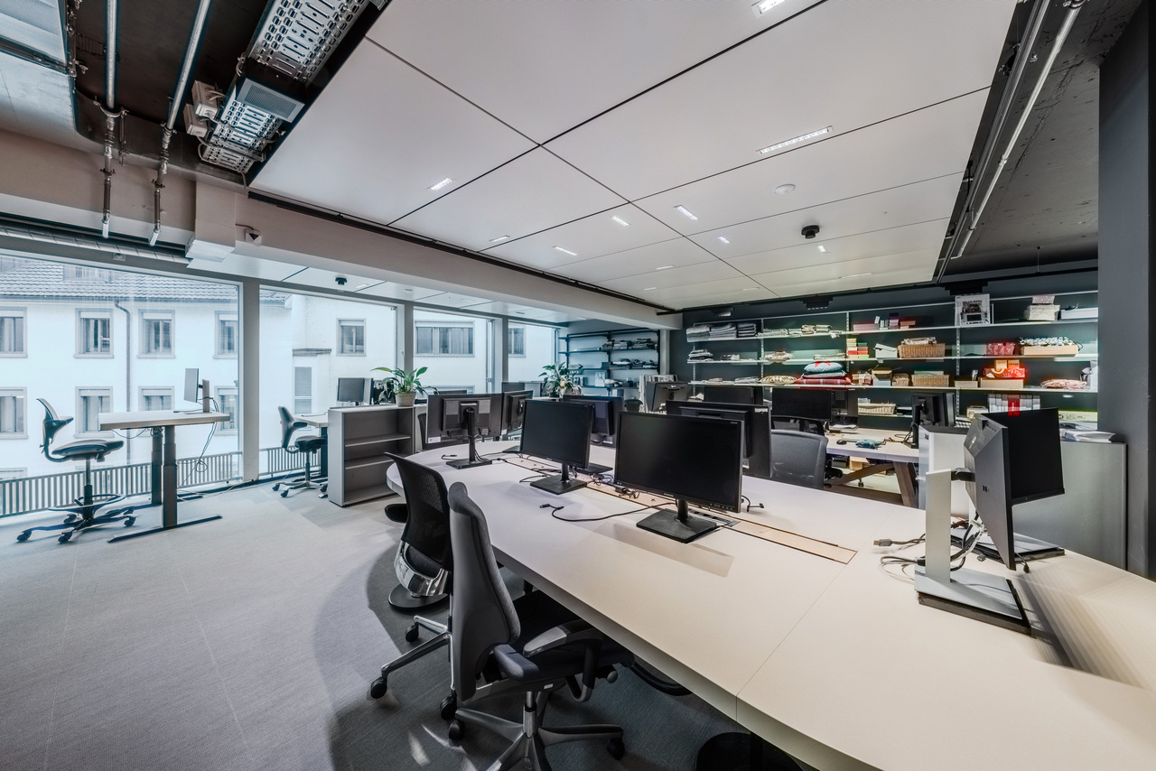 528m² office, photo 6 of 10