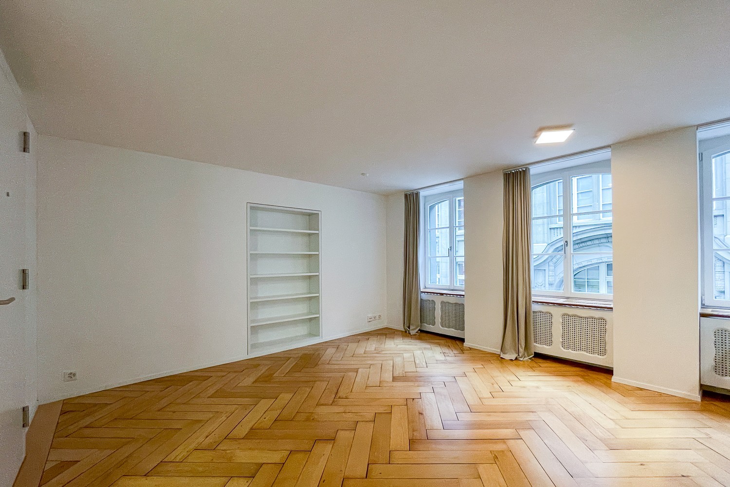1 room apartment, photo 3 of 8