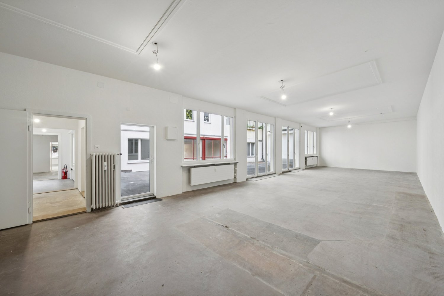 172m² commercial, photo 8 of 10