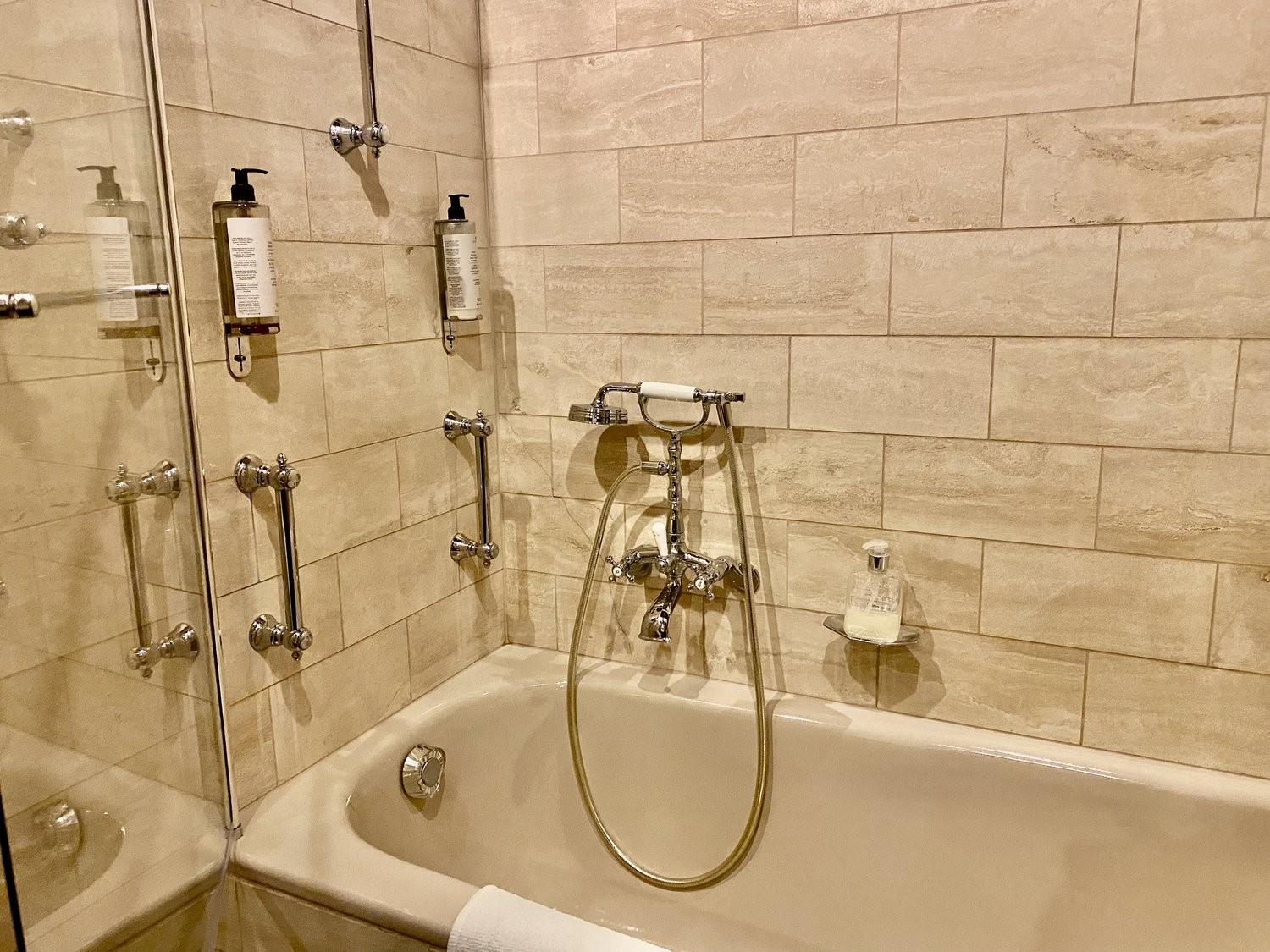 1 room furnished flat