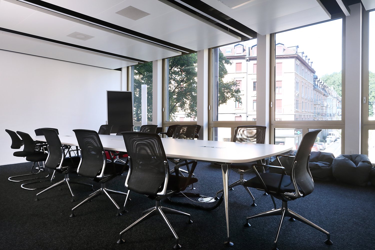 1322m² office, photo 9 of 10