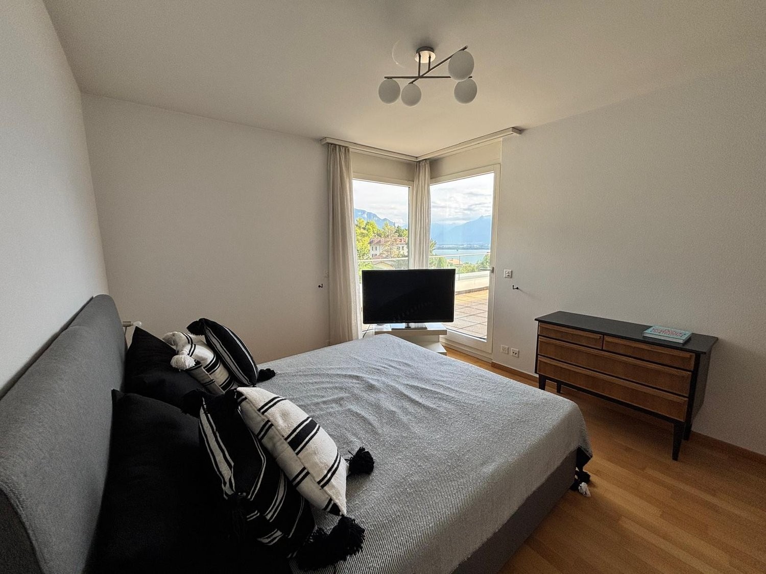 5 ½ rooms furnished flat, photo 3 of 9