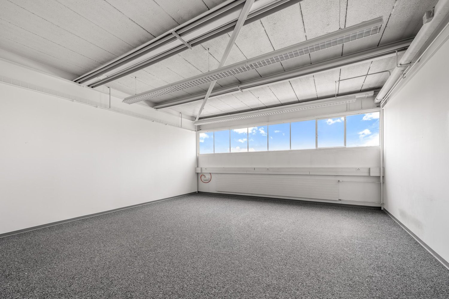 572m² office, photo 10 of 10
