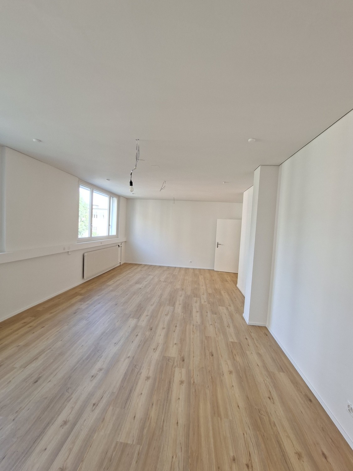 Office, photo 4 of 10