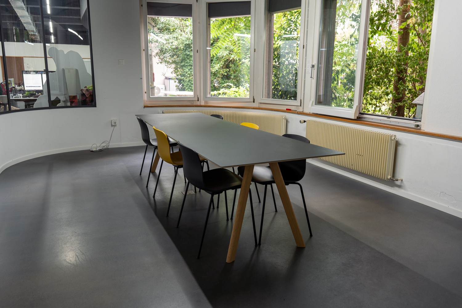125m² office, photo 1 of 9