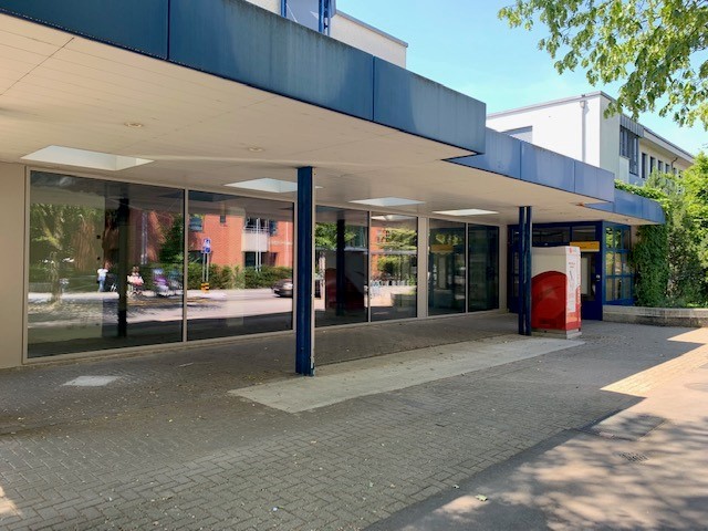 Magasin de 390m²