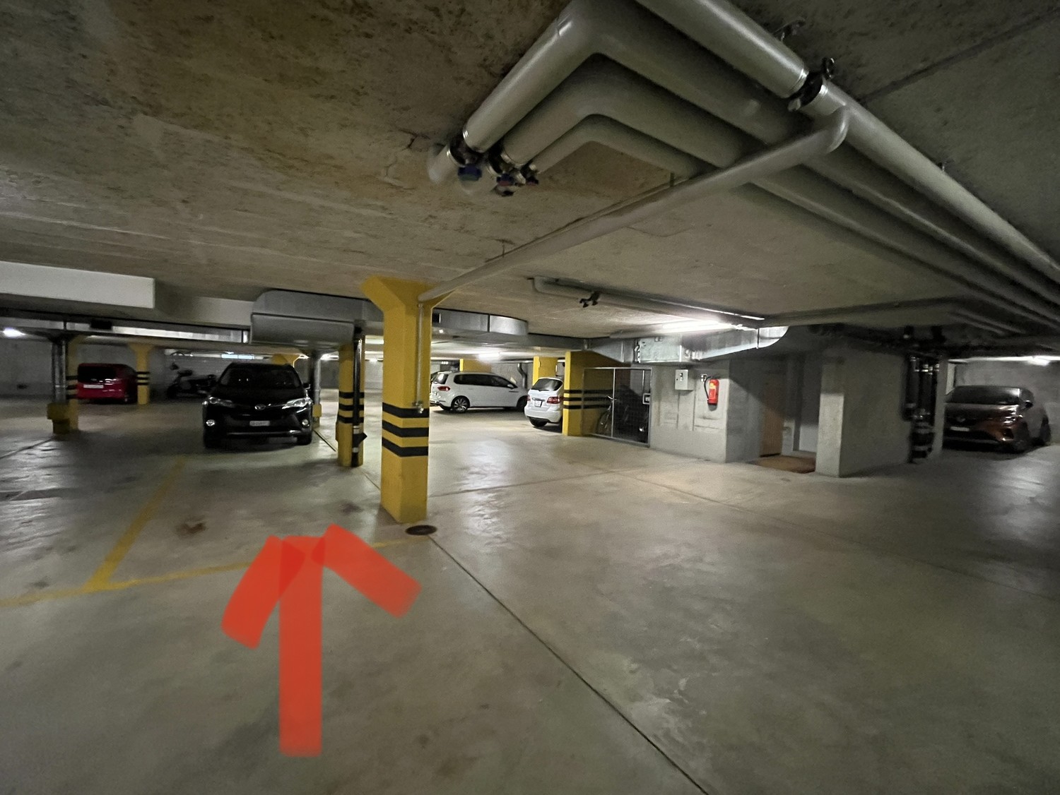 Underground slot, photo 1 of 2