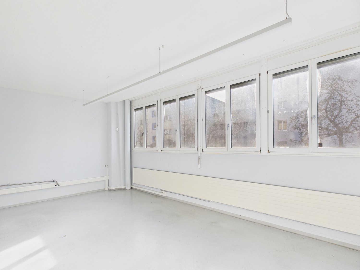 1043m² commercial, photo 6 of 10