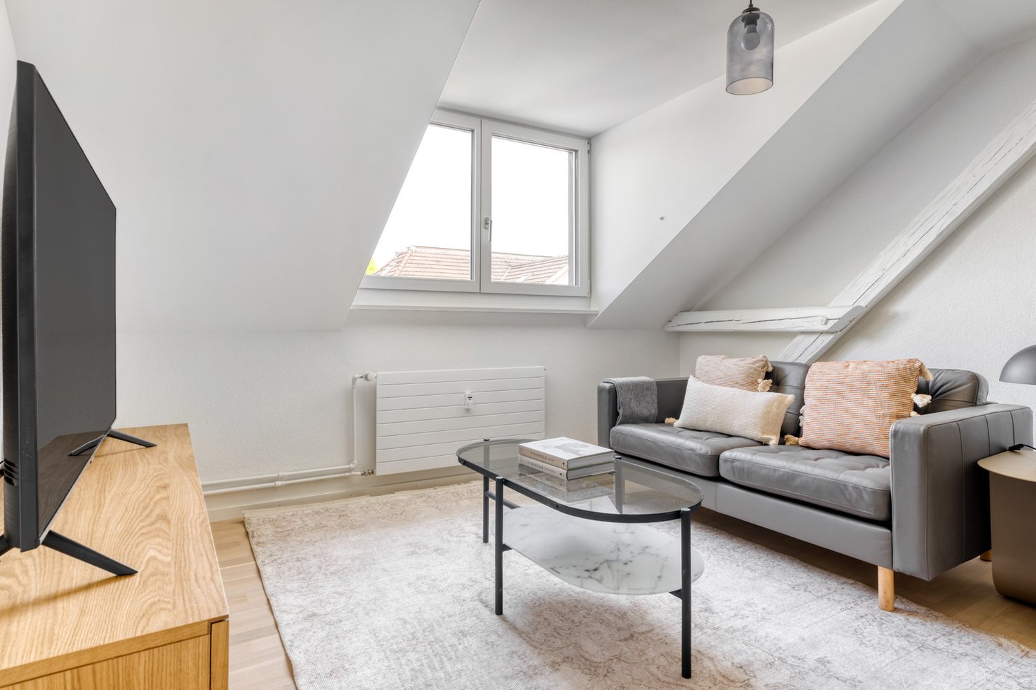 2 ½ pièces appartement meublé