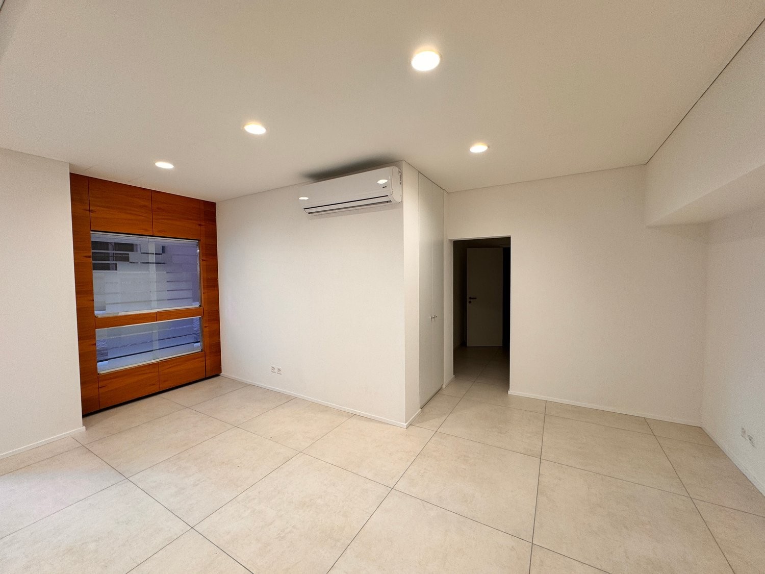 72m² atelier, photo 7 of 10