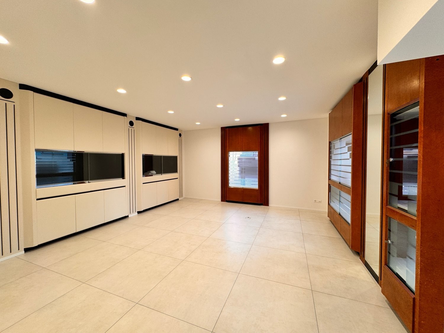 72m² atelier, photo 5 of 10