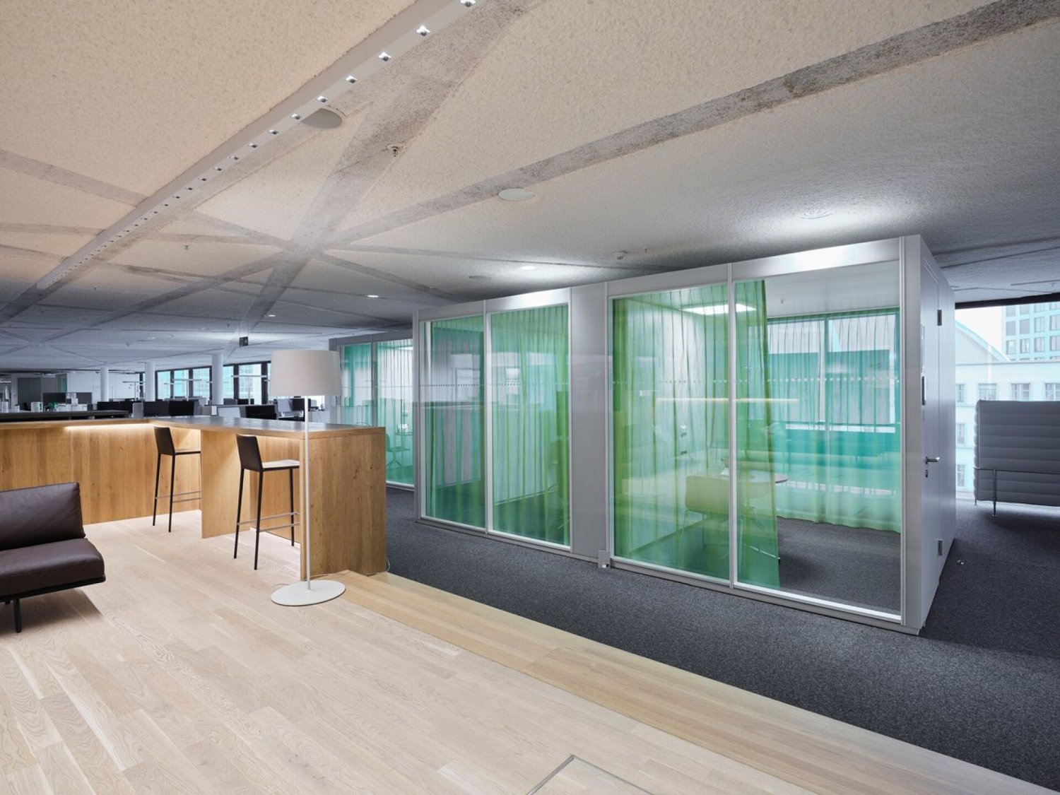 2130m² office, photo 10 of 10
