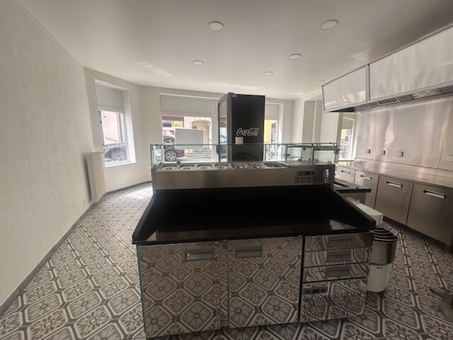 90m² commercial, photo 6 of 10