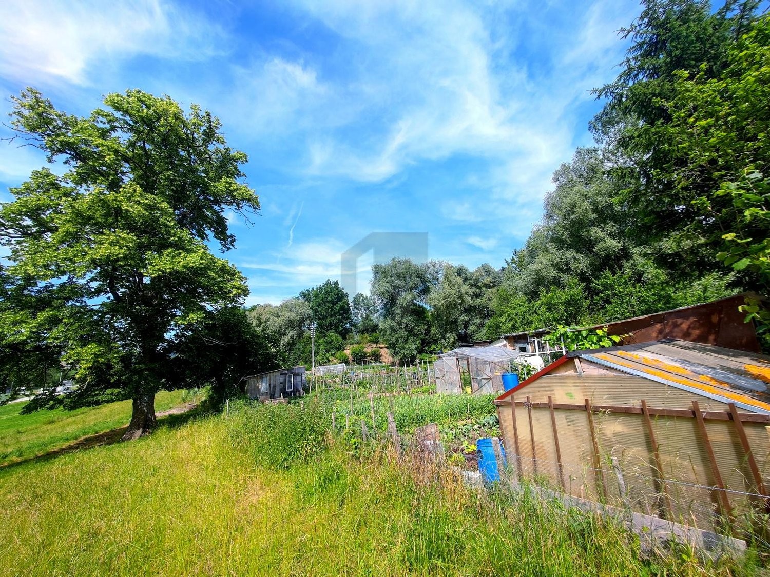 5624m² building land, photo 2 of 3