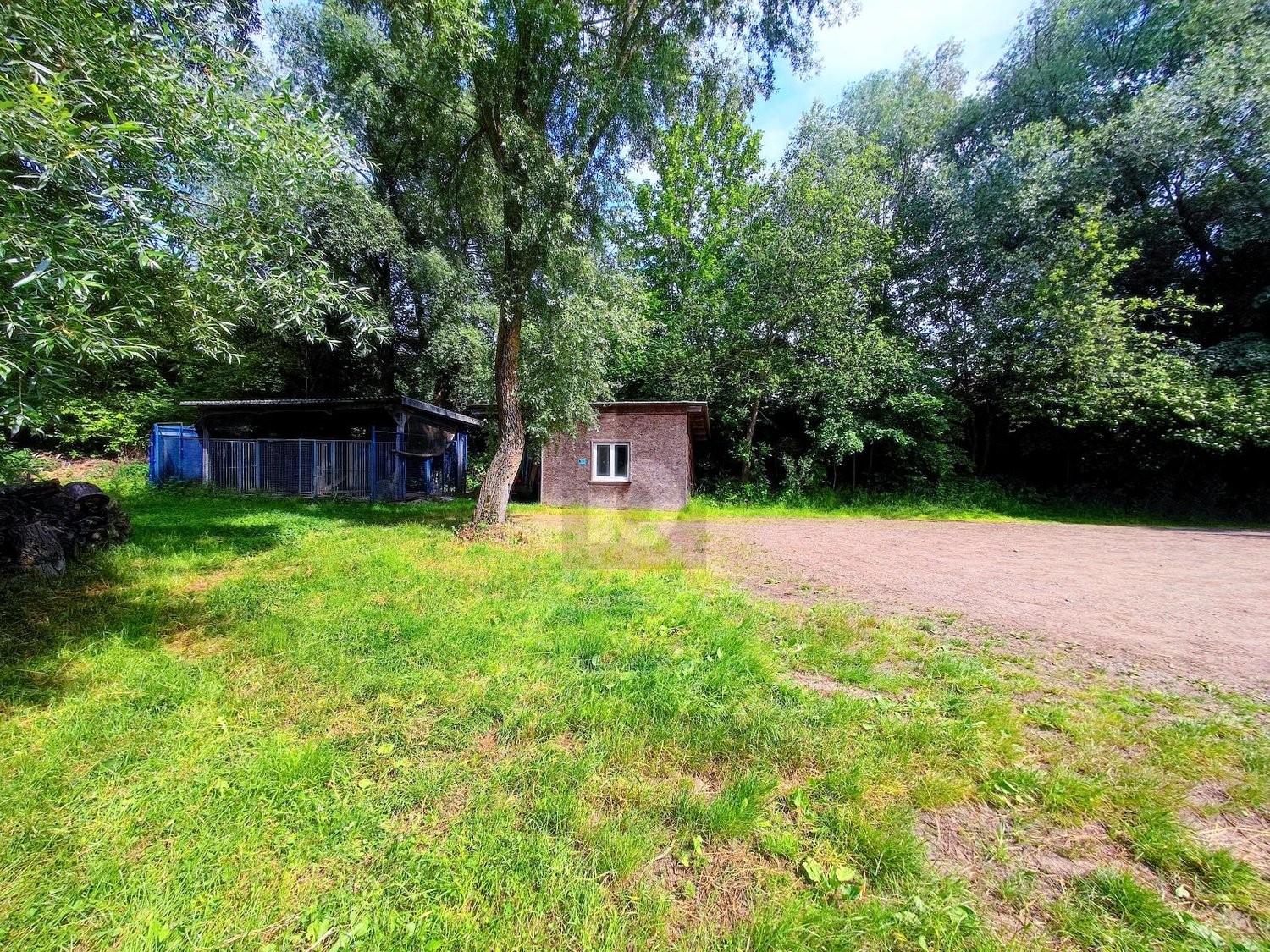 5624m² building land, photo 1 of 3