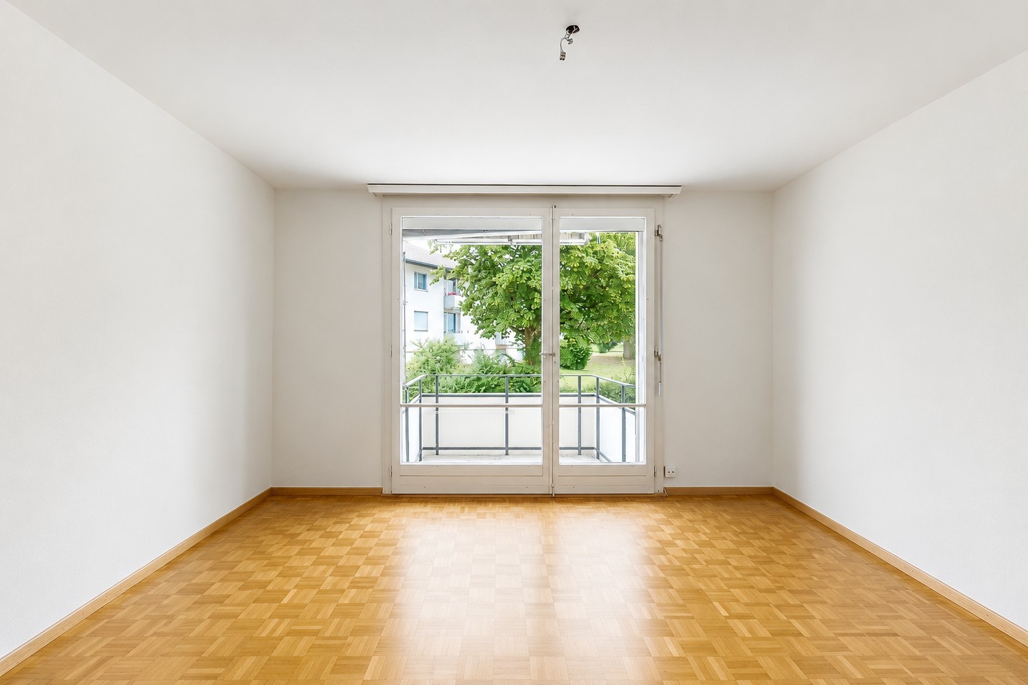 3 rooms apartment, photo 2 of 6