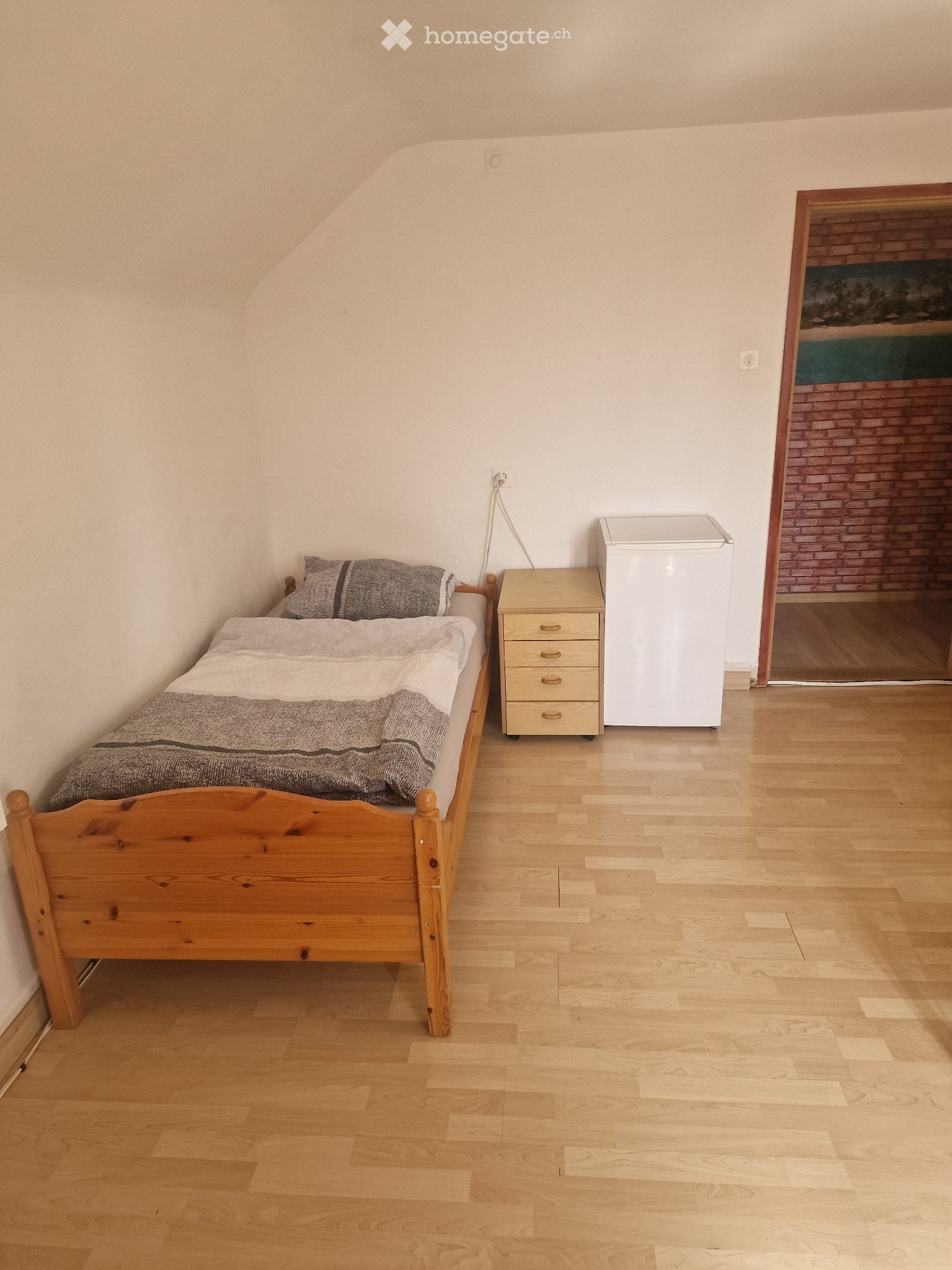 1 room single room, photo 2 of 5