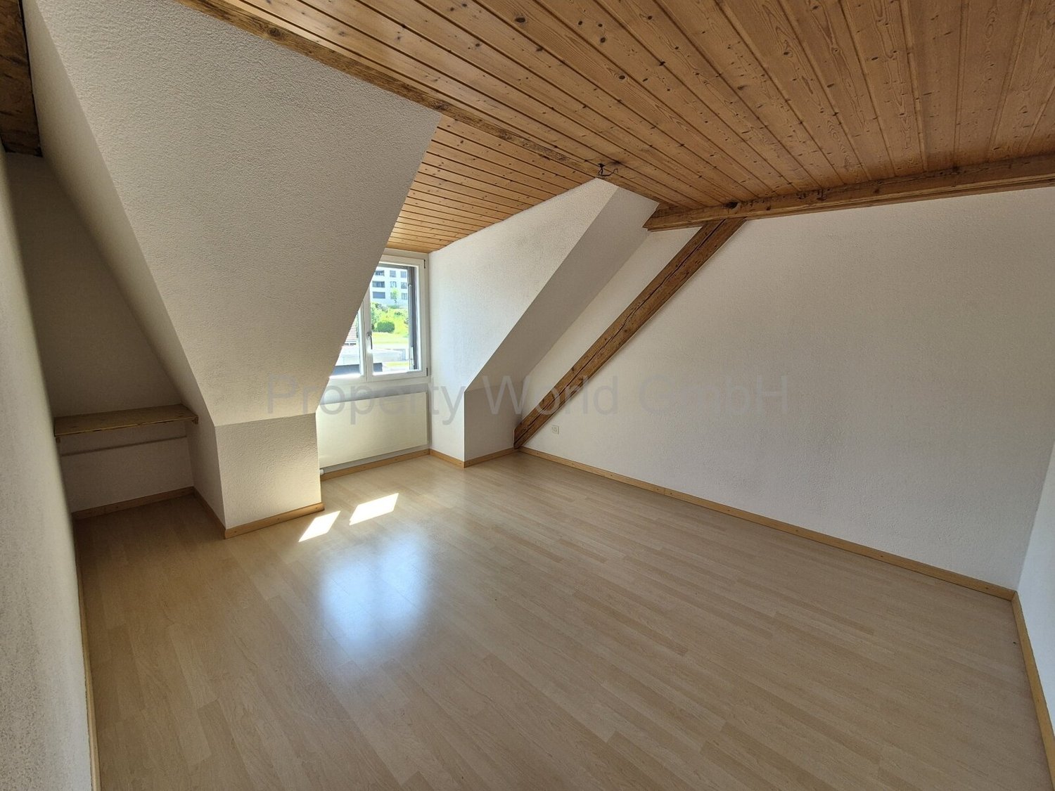 4 ½ rooms roof flat, Foto 7 von 10