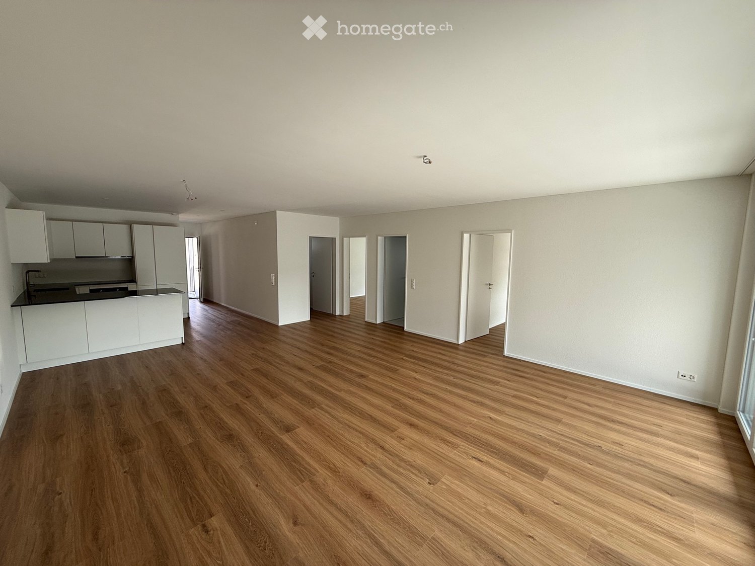 3 rooms apartment, photo 2 of 5