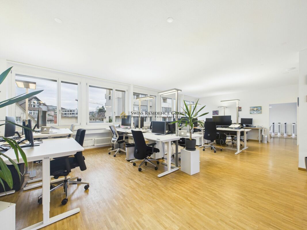 178m² office, photo 2 of 10